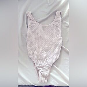 Area light pink, one piece